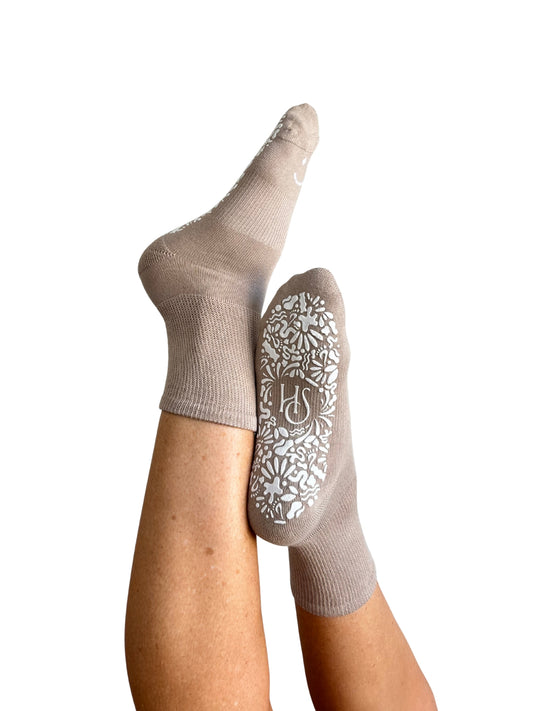 Diabetic Friendly Therapeutic Crew Grip Socks (Beige)