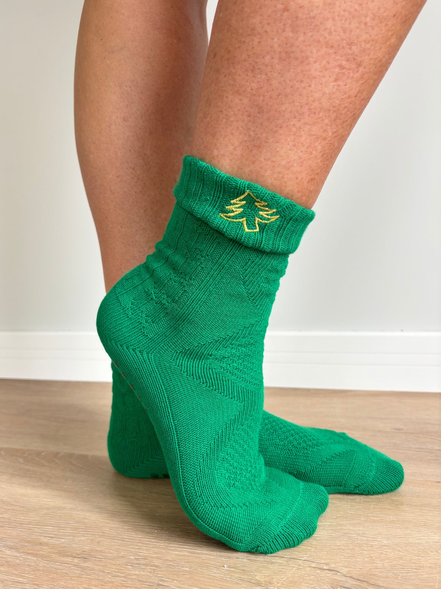 Christmas Tree (Green) Slouch Crew Grip Socks