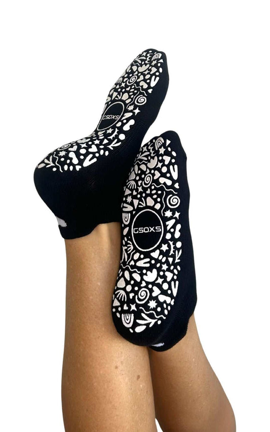 Black/White Grip Socks - GSOXS
