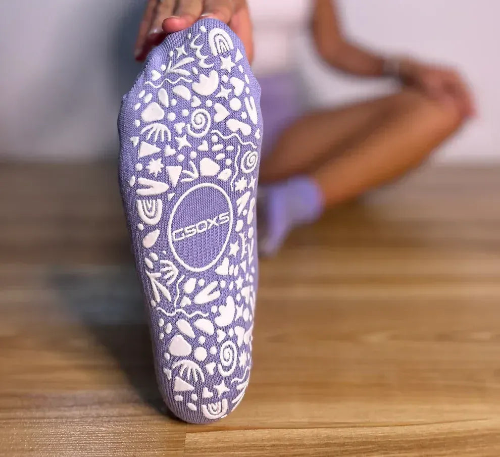 Moisture-wicking yoga socks with non-slip dots